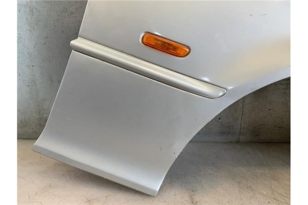 Recambio de aleta delantero derecha para bmw serie 3 coupe (e46) 2.0 320 ci referencia OEM IAM   
