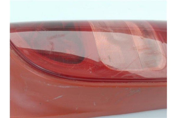 Recambio de piloto trasero derecho para renault master ii furgón (fd) 2.8 dti referencia OEM IAM 85511943R  