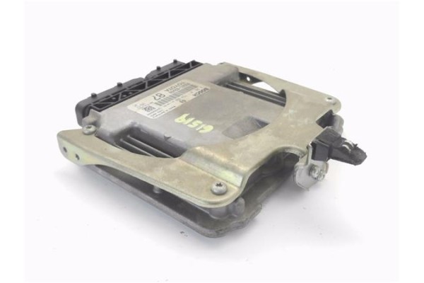 Recambio de centralita para toyota corolla (e12) 1.4 d referencia OEM IAM 8966102A90 281011734 