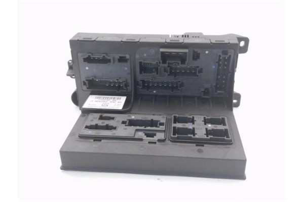 Recambio de caja fusibles/rele para mercedes-benz clase e (bm 211) berlina 3.0 e 280 cdi (211.020) referencia OEM IAM 2115457001