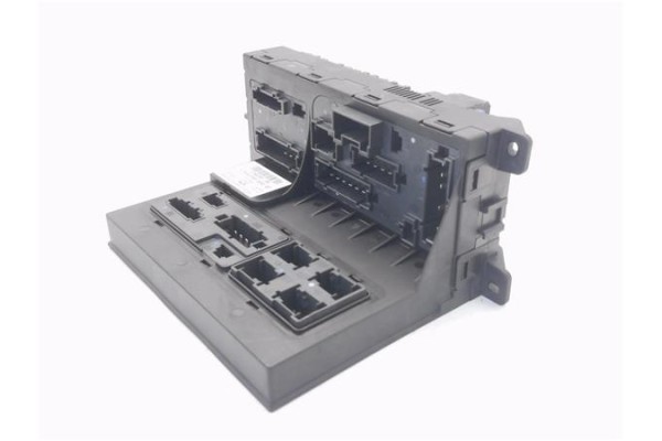 Recambio de caja fusibles/rele para mercedes-benz clase e (bm 211) berlina 3.0 e 280 cdi (211.020) referencia OEM IAM 2115457001