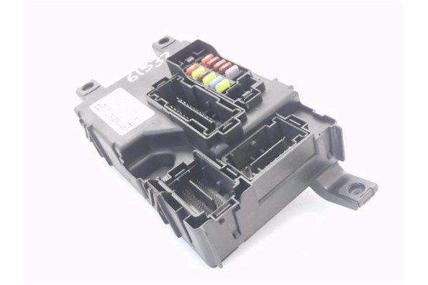 Recambio de caja fusibles/rele para opel corsa d 1.2 referencia OEM IAM 13320627 401154265 