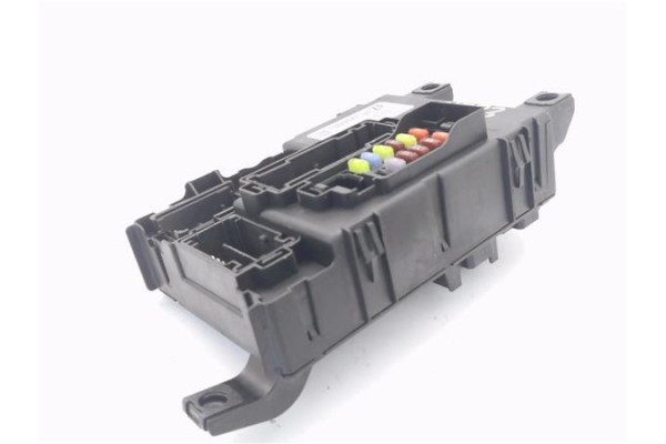 Recambio de caja fusibles/rele para opel corsa d 1.2 referencia OEM IAM 13320627 401154265 