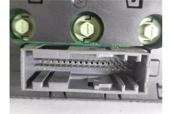 Recambio de reloj horario para opel corsa d 1.2 referencia OEM IAM 13301080 281154516 