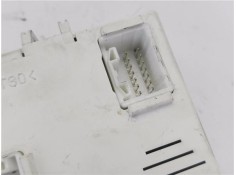 Recambio de caja fusibles/rele para fiat sedici (189) 1.9 jtd 8v 120 emotion referencia OEM IAM 3677055L20  
