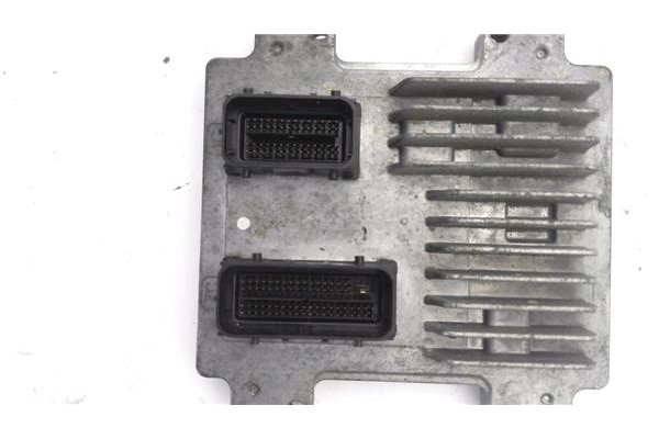 Recambio de centralita para opel corsa d 1.2 referencia OEM IAM E8355576685 12636386 