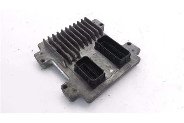 Recambio de centralita para opel corsa d 1.2 referencia OEM IAM E8355576685 12636386 