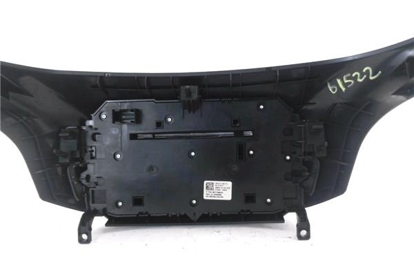 Recambio de embellecedor consola central para peugeot 308 sw 1.6 active referencia OEM IAM 96777660ZD 10093069 