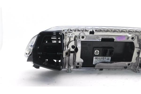 Recambio de pantalla para peugeot 308 sw 1.6 active referencia OEM IAM 982429858000 E1142063 