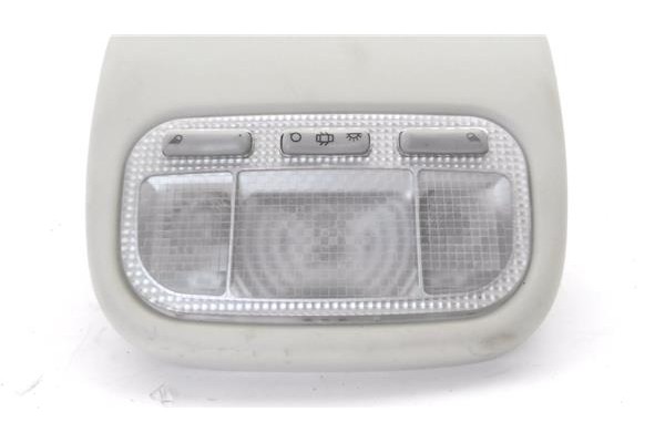 Recambio de luz delantero central techo para citroen c4 coupe 1.6 hdi referencia OEM IAM 9636696877  