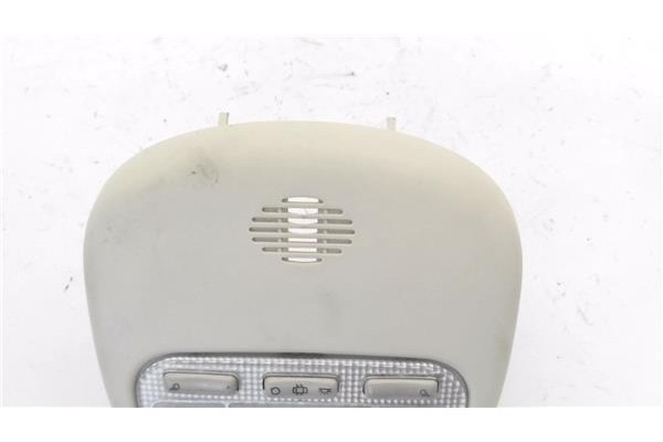 Recambio de luz delantero central techo para citroen c4 coupe 1.6 hdi referencia OEM IAM 9636696877  