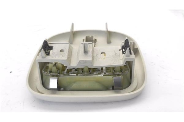 Recambio de luz delantero central techo para citroen c4 coupe 1.6 hdi referencia OEM IAM 9636696877  