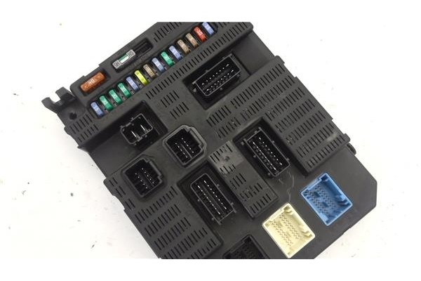 Recambio de bsi para citroen c4 coupe 1.6 hdi referencia OEM IAM 9659285680 2004P0900 