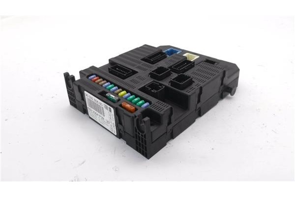 Recambio de bsi para citroen c4 coupe 1.6 hdi referencia OEM IAM 9659285680 2004P0900 