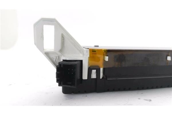 Recambio de display para citroen c4 coupe 1.6 hdi referencia OEM IAM 9662226080 102602003 