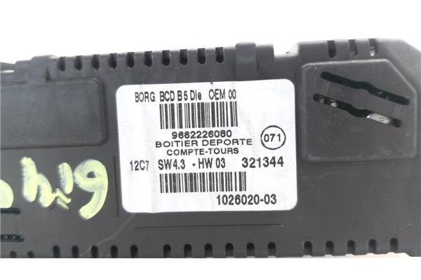 Recambio de display para citroen c4 coupe 1.6 hdi referencia OEM IAM 9662226080 102602003 