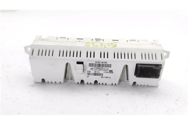 Recambio de display para citroen c4 coupe 1.6 hdi referencia OEM IAM 965788288003 281176918 