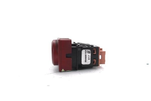 Recambio de interruptor luces emergencia para citroen c4 coupe 1.6 hdi referencia OEM IAM 96480877KR  