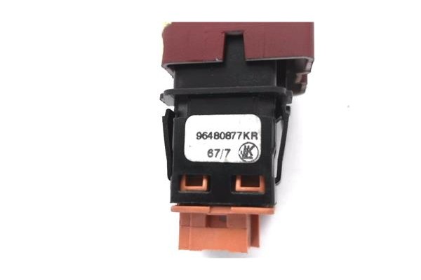 Recambio de interruptor luces emergencia para citroen c4 coupe 1.6 hdi referencia OEM IAM 96480877KR  