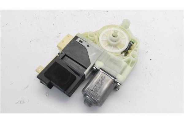 Recambio de motor elevalunas delantero izquierdo para citroen c4 coupe 1.6 hdi referencia OEM IAM 9681576980 9,65E+08 