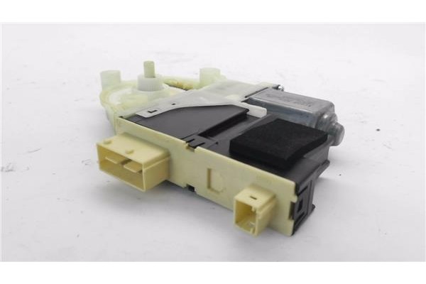 Recambio de motor elevalunas delantero izquierdo para citroen c4 coupe 1.6 hdi referencia OEM IAM 9681576980 9,65E+08 