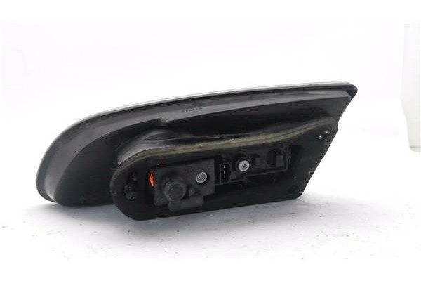 Recambio de piloto interior derecho para seat ibiza (6l1) 1.4 tdi referencia OEM IAM 6L6945094 6L6945108F 