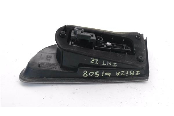 Recambio de piloto interior derecho para seat ibiza (6l1) 1.4 tdi referencia OEM IAM 6L6945094 6L6945108F 