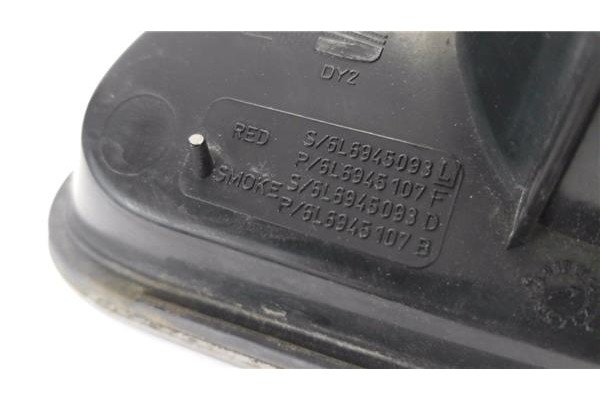 Recambio de piloto interior derecho para seat ibiza (6l1) 1.4 tdi referencia OEM IAM 6L6945094 6L6945108F 