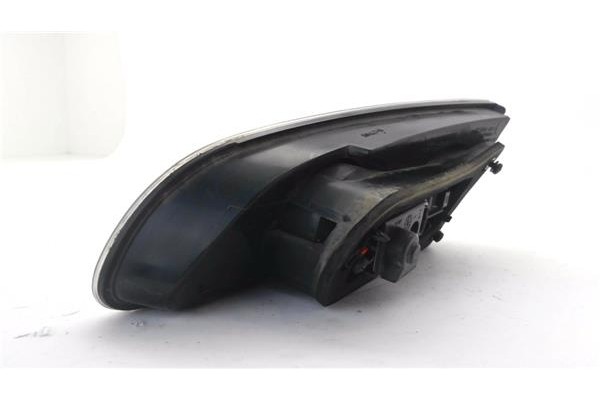 Recambio de piloto interior derecho para seat ibiza (6l1) 1.4 tdi referencia OEM IAM 6L6945094 6L6945108F 