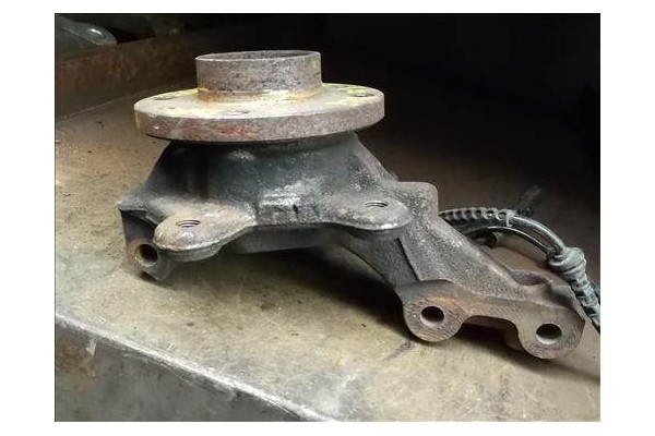 Recambio de mangueta delantero derecha para renault twingo (cn0_) 1.5 dci (cn0u) referencia OEM IAM   