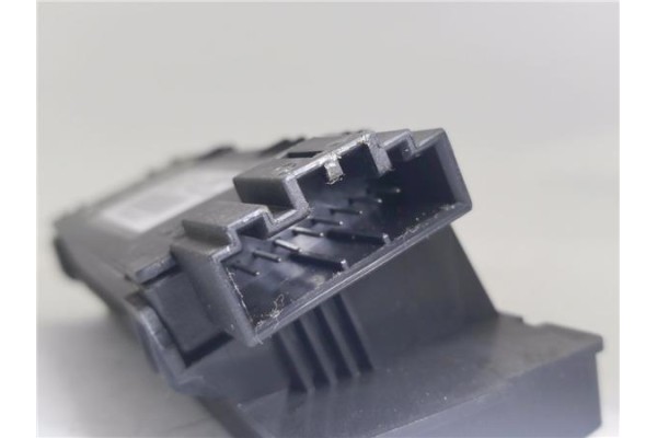 Recambio de modulo electronico para volkswagen polo iv (9n1) 1.4 16v referencia OEM IAM 6Q0951171 9397490 
