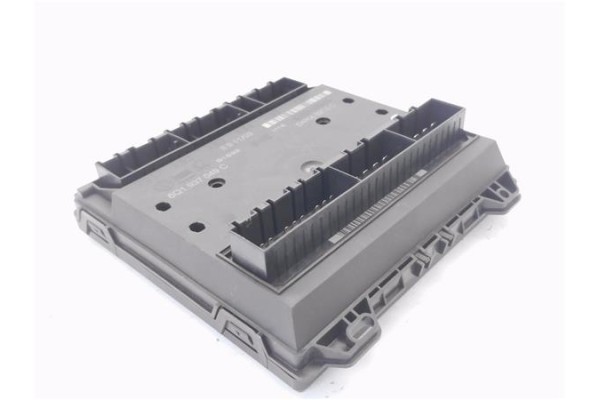 Recambio de caja fusibles/rele para volkswagen polo iv (9n1) 1.4 16v referencia OEM IAM 6Q1937049C 5WK48212C 