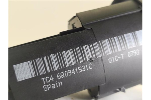 Recambio de conmutador luces para volkswagen polo iv (9n1) 1.4 16v referencia OEM IAM 6Q0941531C  