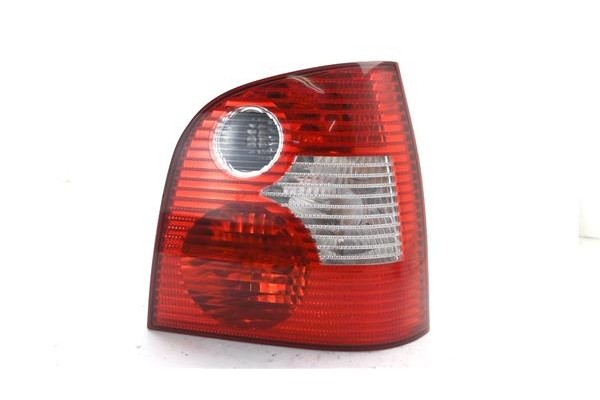 Recambio de piloto trasero derecho para volkswagen polo iv (9n1) 1.4 16v referencia OEM IAM 6Q6945096G 6Q6945112A 