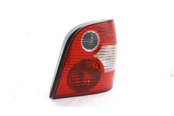 Recambio de piloto trasero derecho para volkswagen polo iv (9n1) 1.4 16v referencia OEM IAM 6Q6945096G 6Q6945112A 