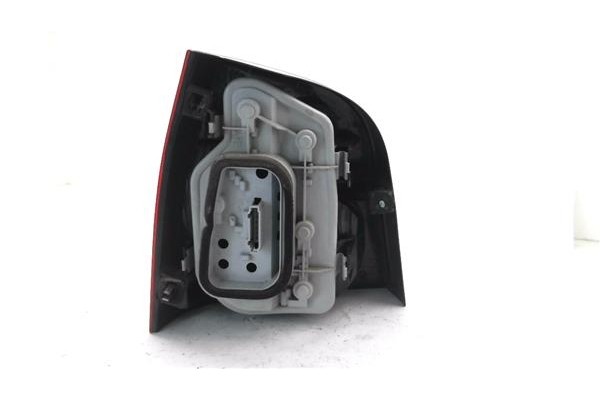 Recambio de piloto trasero derecho para volkswagen polo iv (9n1) 1.4 16v referencia OEM IAM 6Q6945096G 6Q6945112A 
