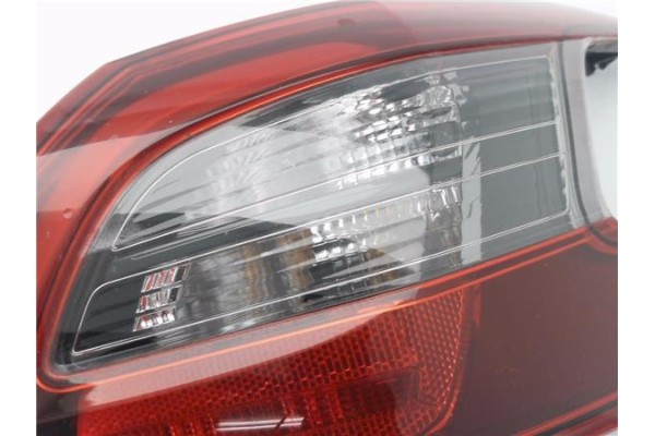 Recambio de piloto trasero derecho para peugeot 308 sw 1.6 active referencia OEM IAM 9823728580 81250202 