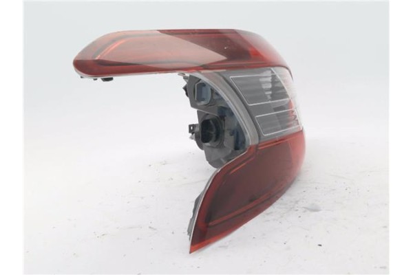 Recambio de piloto trasero izquierdo para peugeot 308 sw 1.6 active referencia OEM IAM 9823728680 81250102 