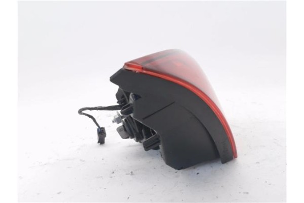 Recambio de piloto porton trasero izquierdo para peugeot 308 sw 1.6 active referencia OEM IAM 9677818380 81260101 