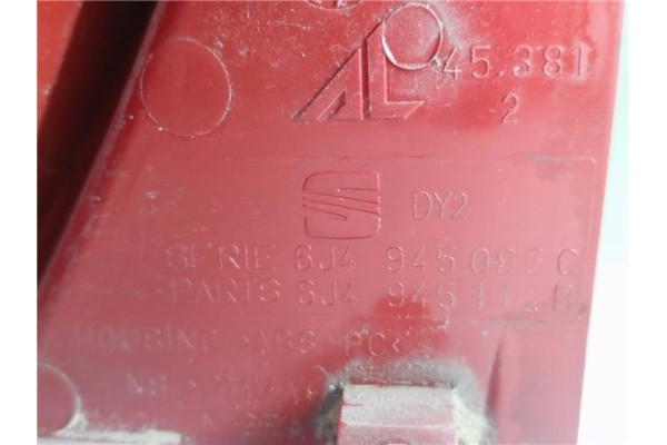 Recambio de piloto trasero derecho para seat ibiza berlina (6j5) 1.4 referencia OEM IAM 6J4945096C 6J4945112B 