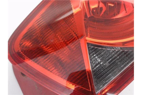 Recambio de piloto trasero derecho para seat ibiza berlina (6j5) 1.4 referencia OEM IAM 6J4945096C 6J4945112B 