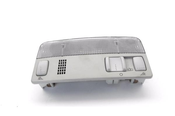 Recambio de luz delantero central techo para seat ibiza berlina (6j5) 1.4 referencia OEM IAM 3B0947105C  