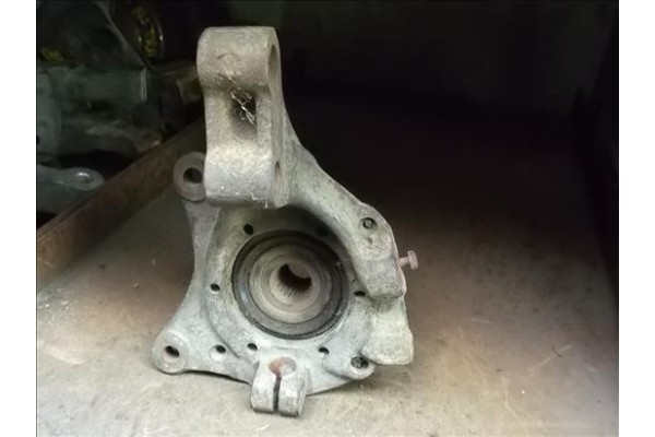 Recambio de mangueta delantero izquierda para renault r 21 berlina (b/l48) 2.0 (b48r/y) referencia OEM IAM   