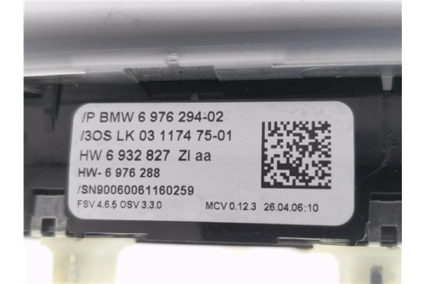 Recambio de luz delantero central techo para bmw serie 3 berlina (e90) 3.0 330d referencia OEM IAM 697629402 6932827ZI 