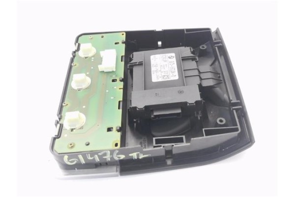 Recambio de luz trasero central techo para bmw serie 3 berlina (e90) 3.0 330d referencia OEM IAM 65756972064 577621DE 