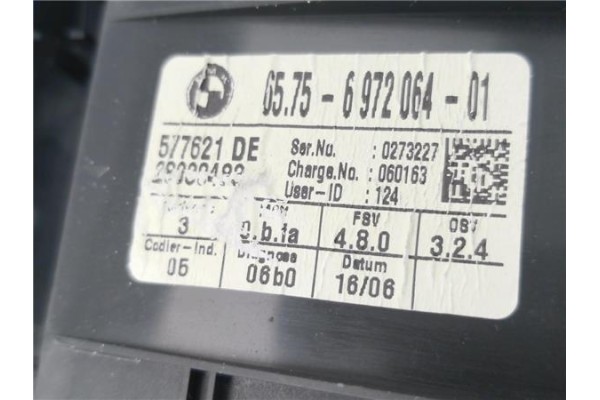 Recambio de luz trasero central techo para bmw serie 3 berlina (e90) 3.0 330d referencia OEM IAM 65756972064 577621DE 