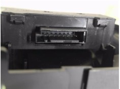 Recambio de luz trasero central techo para bmw serie 3 berlina (e90) 3.0 330d referencia OEM IAM 65756972064 577621DE 