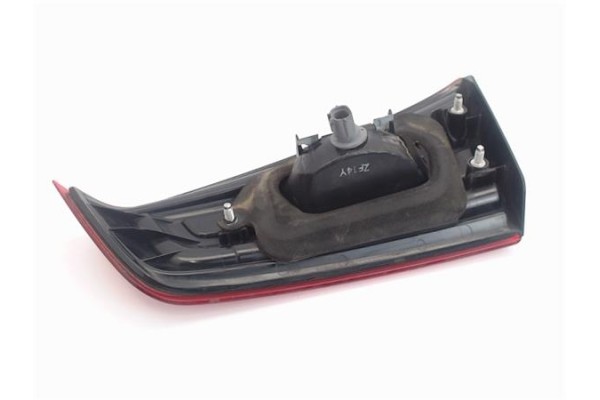 Recambio de piloto porton trasero izquierdo para mitsubishi asx (ga0w) 1.6 challenge 2wd referencia OEM IAM 8336A087 2205668 833
