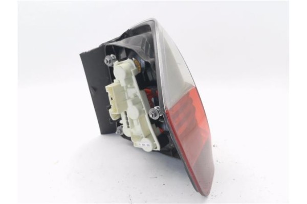 Recambio de piloto trasero izquierdo para bmw serie 3 berlina (e90) 3.0 330d referencia OEM IAM 63210406879  