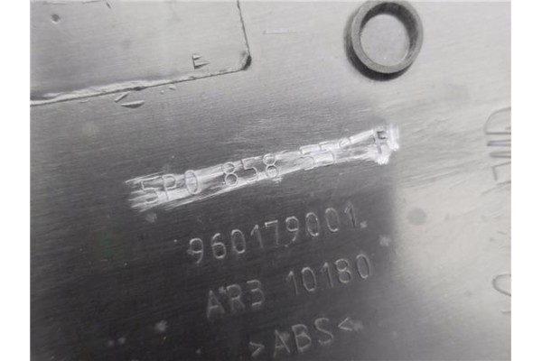 Recambio de embellecedor columna direccion para seat leon (1p1) 1.2 reference referencia OEM IAM 5P0858559F 5P0858565B 